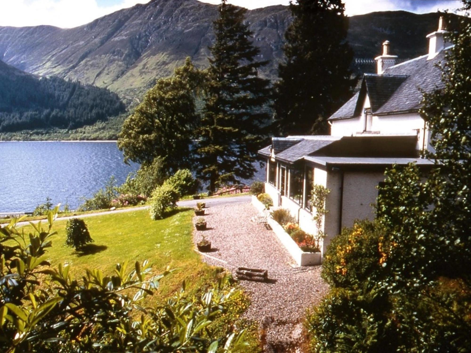 Corriegour Lodge Hotel Letterfinlay Exterior photo